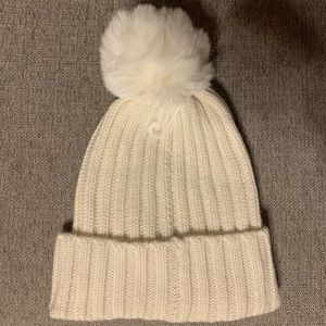 Athleta Cream Pom Pom Winter Hat
